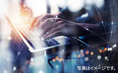 上場企業のコーポレートサイトをリニューアル